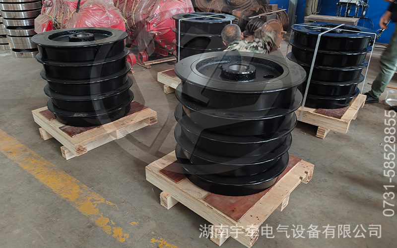 礦用電機(jī)車配件出口海外 1.jpg